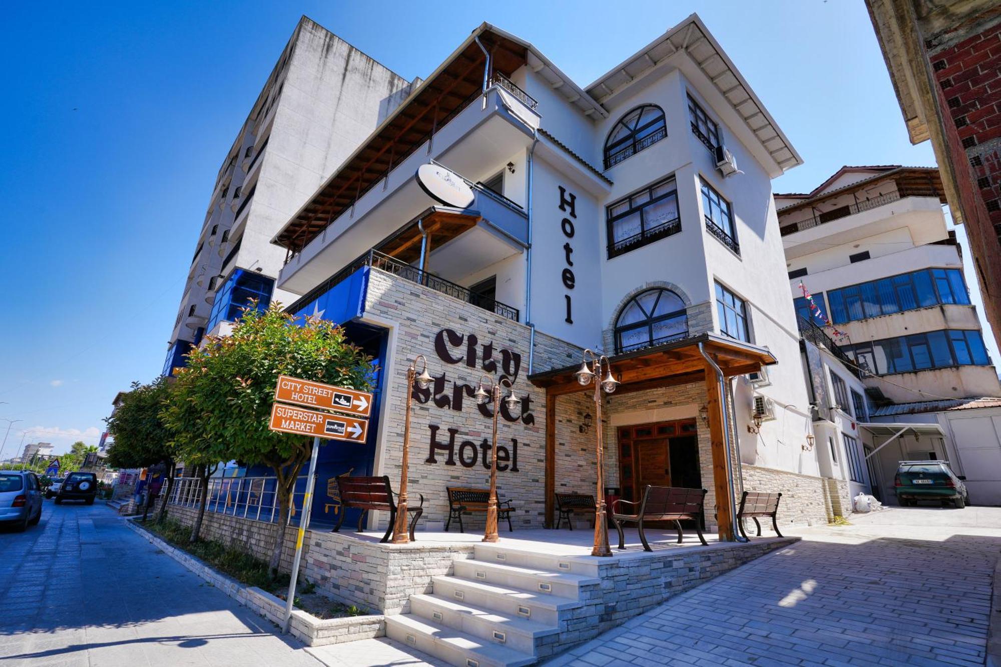 City Street Hotel Gjirokastër Exteriér fotografie